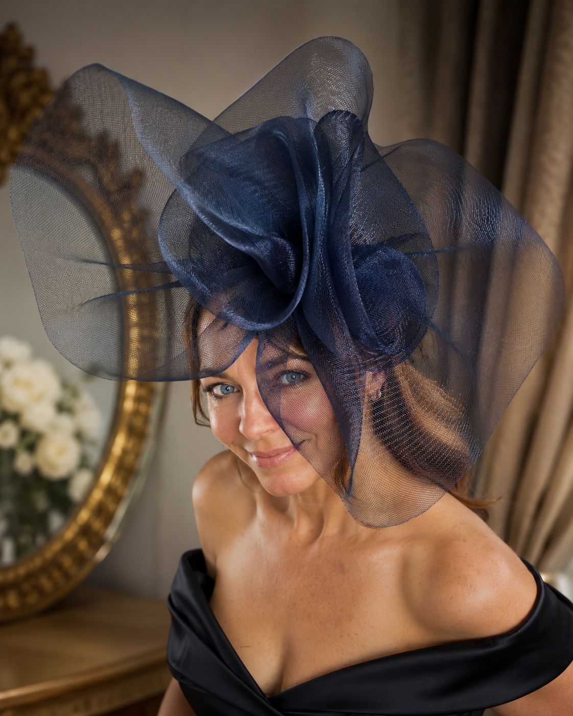 Fascinators, hats and head pieces — photo 1 of 19