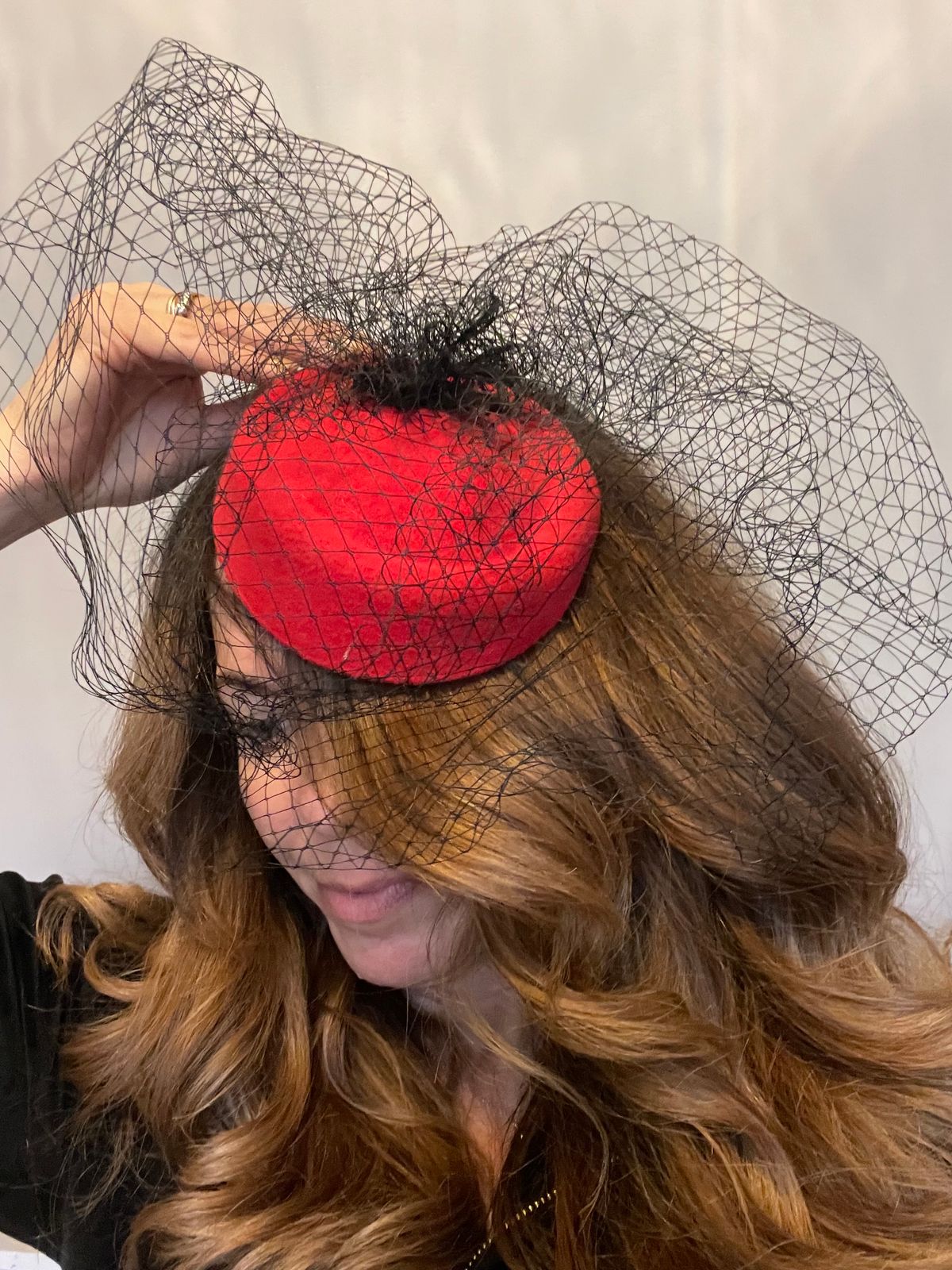 Fascinators, hats and head pieces — photo 12 of 19