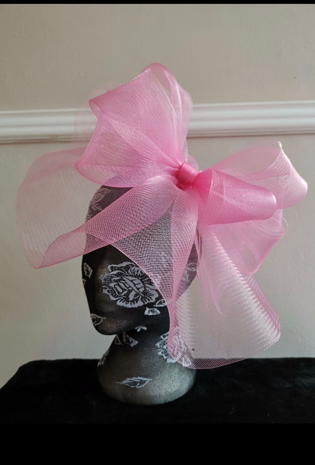 Fascinators, hats and head pieces — photo 7 of 19