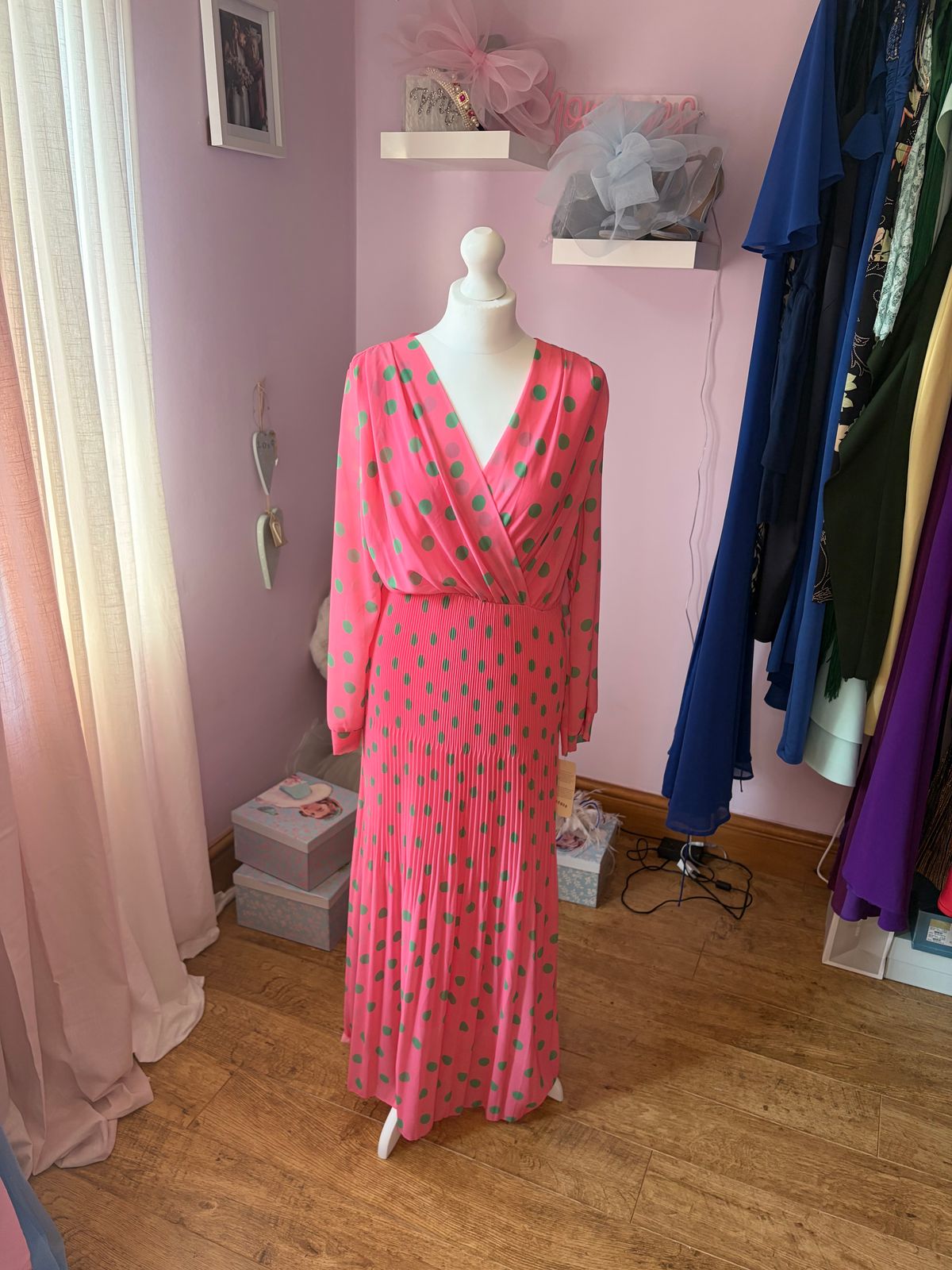Polka dot pleated dress — photo 2 of 3